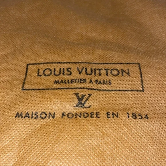 Louis Vuitton Tan Dust Bag with Drawstring - Picture 2 of 4